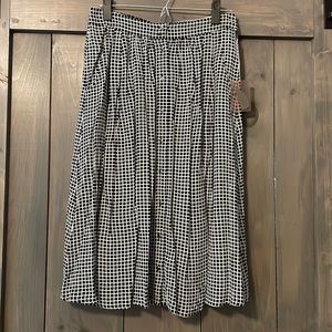 NWT Forever 21 Midi Skirt